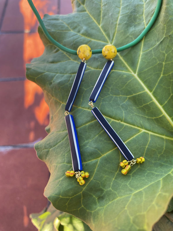 PENDIENTES LARGOS FINOS "ZOTZ #3" - Imagen 3